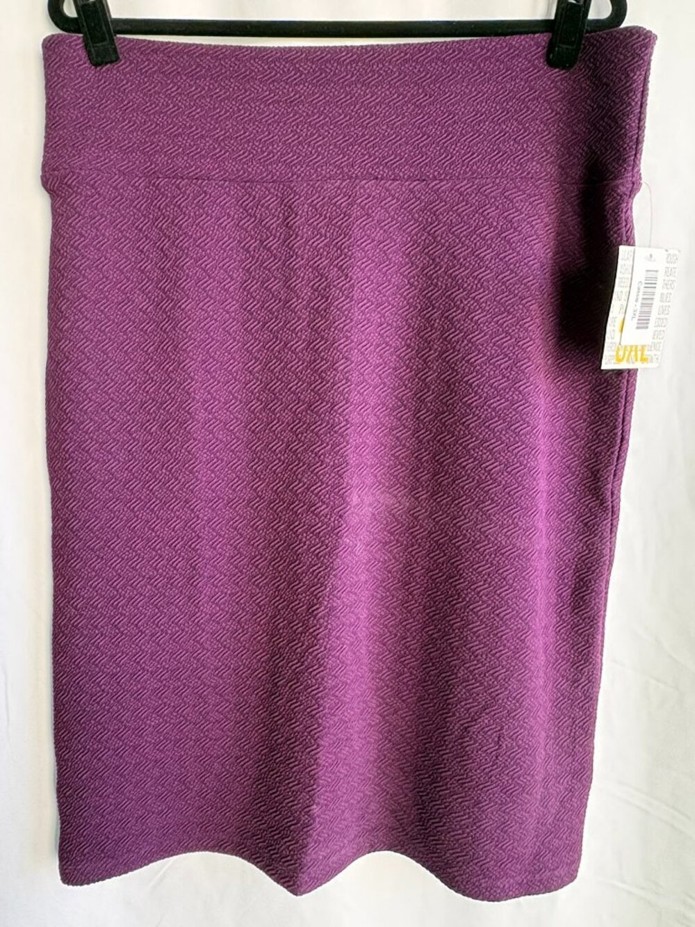 LuLaRoe Cassie 3XL Eggplant Raised Relief Pattern Skirt NWT